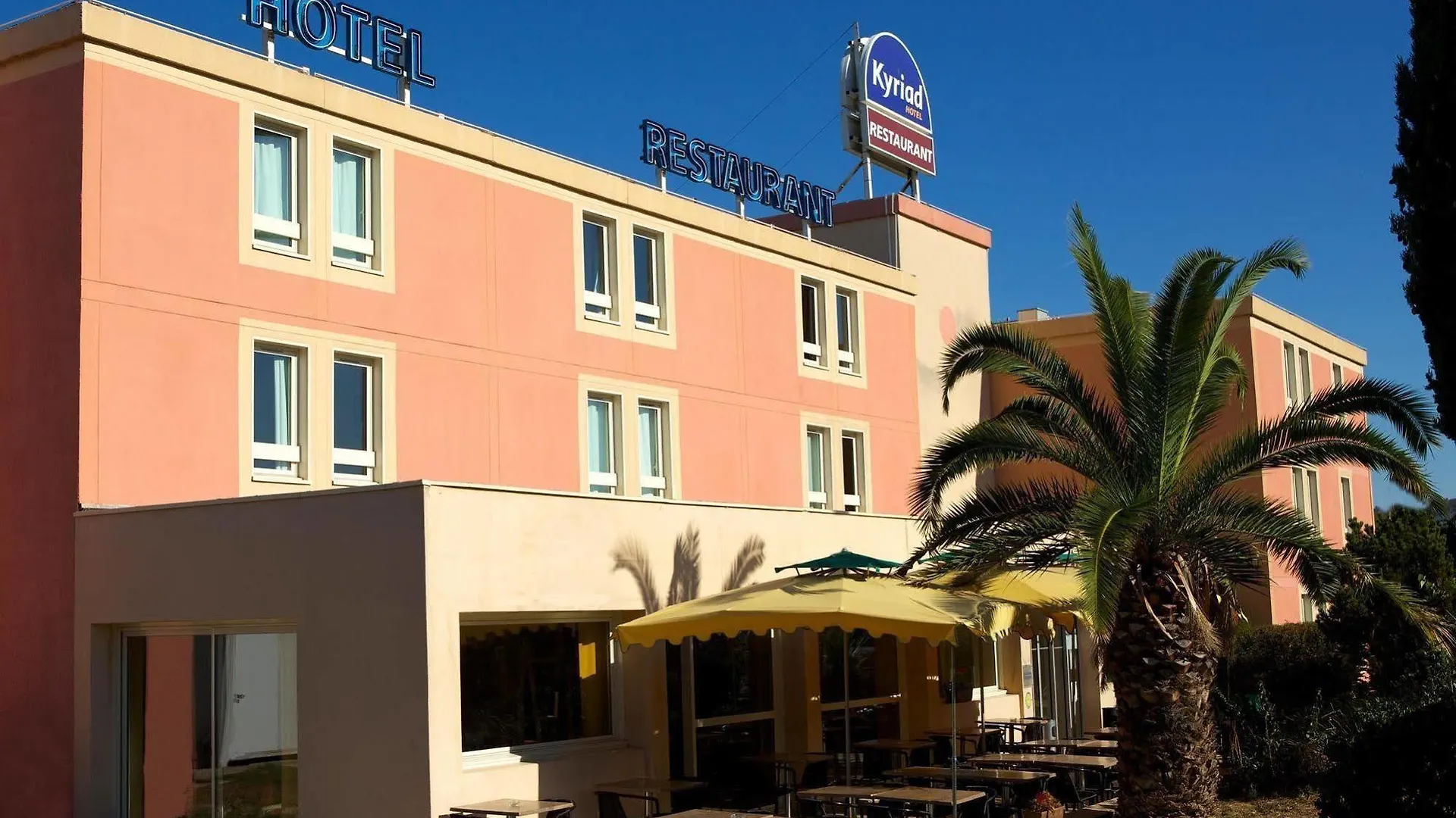 Brit Hotel Marseille Aéroport - A&S Mirabeau