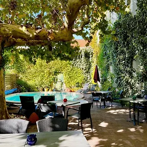 Hotel Cit'hotel Le Louvre, Orange (Vaucluse)