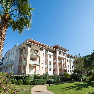 Vacancéole - Les Calanques Du Parc Aparthotel